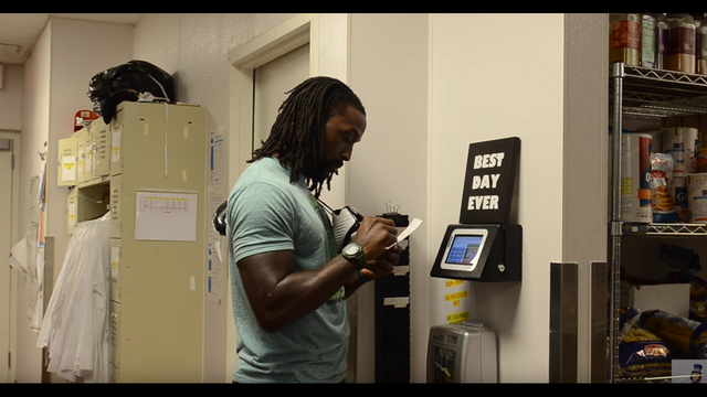 Charles Tillman to retire