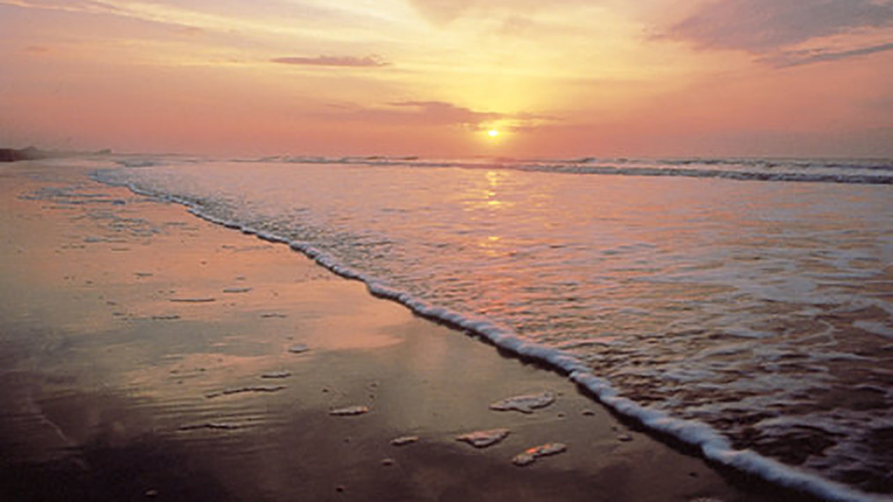 This is the best beach in America, according to Dr. Beach
