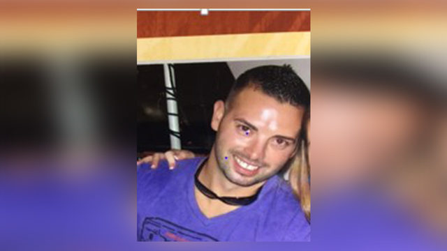 Huntersville police searching for 'armed and dangerous' man - WSOC Charlotte